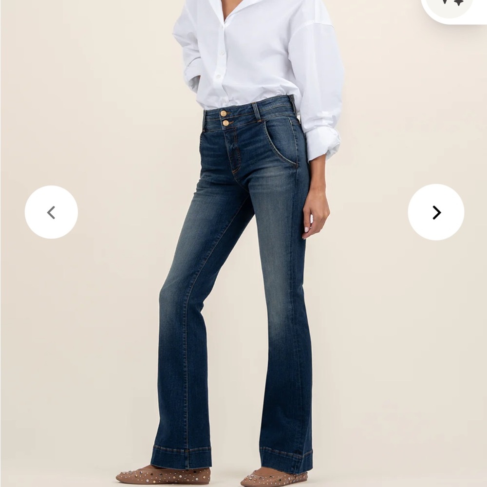Kut from the Kloth Medium Blue Wide Leg Jeans - Picture 2 of 11